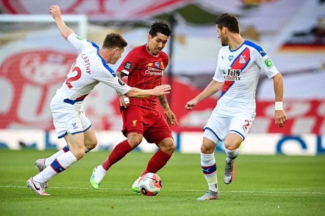 弗格35分辽宁胜山东 贺希宁16分深圳负四川